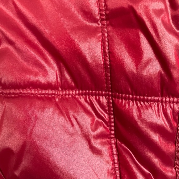 Tommy Hilfiger Puffer Vest - Picture 8 of 16